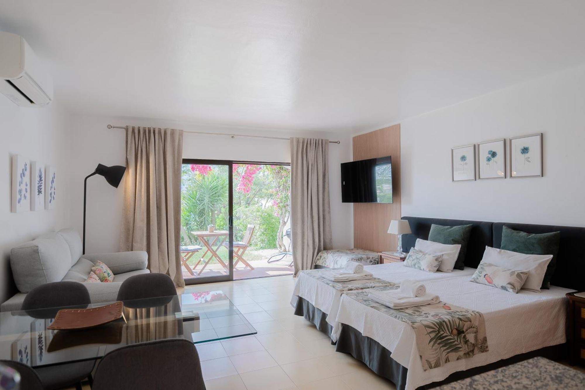 Seacoast Retreat With Pool And Beach Access By Drago Rentals Albufeira Exteriör bild